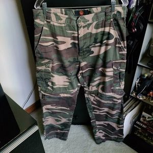 Game Winner convertible camo pants